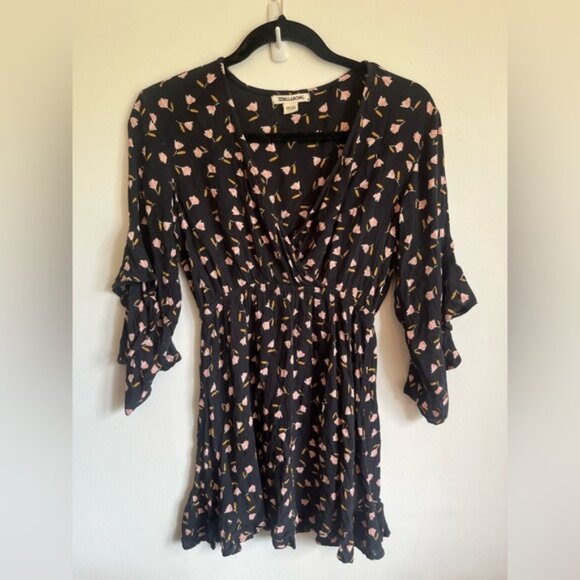 Billabong Women Floral V-Neck Flowy Whimsy Ruffle Short Mini Dress S Small - Picture 1 of 7
